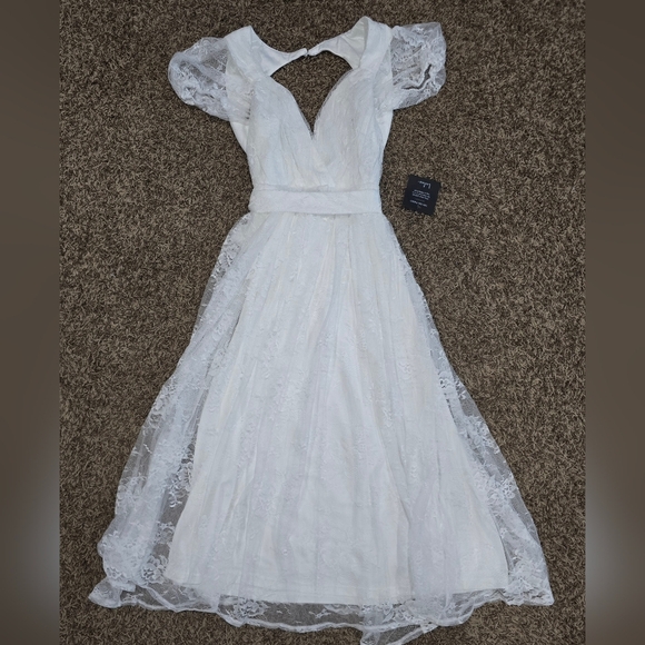 Lulus Romantic Prose White Lace Puff Sleeve Midi Skater Dress Size XS NWT - Picture 3 of 6